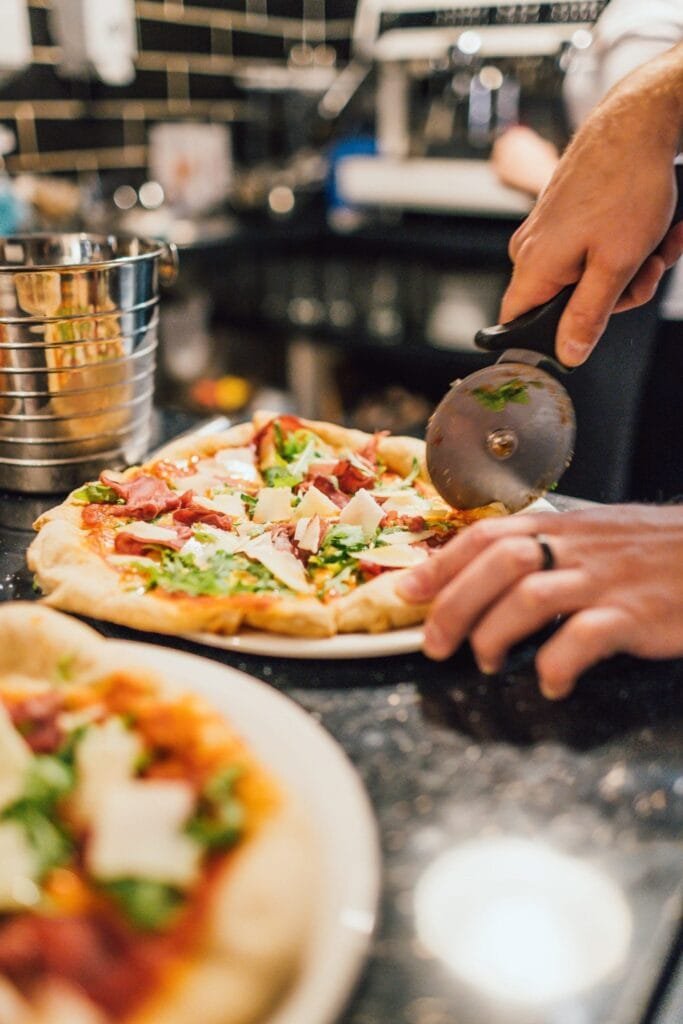 Cuisine italienne pizza au feu de bois à Namur